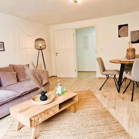 Select-home 4 - Geraeumig - Kueche - Netflix - Zentral Apartmán *
