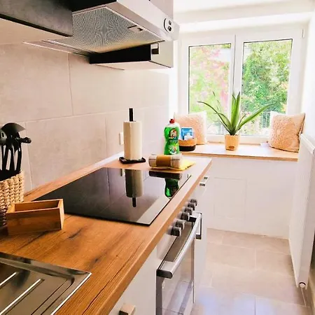 Apartment Select-home 4 - Geraeumig - Kueche - Netflix - Zentral